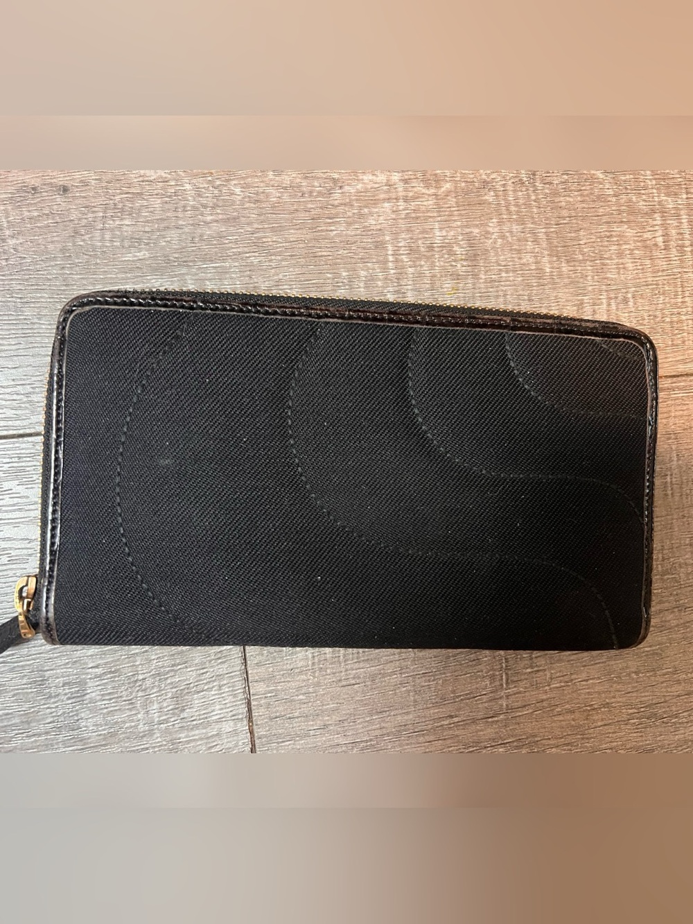Montblanc black 106081
Starisma Pamina 8cc Large With Zip Wallet UNISEX
